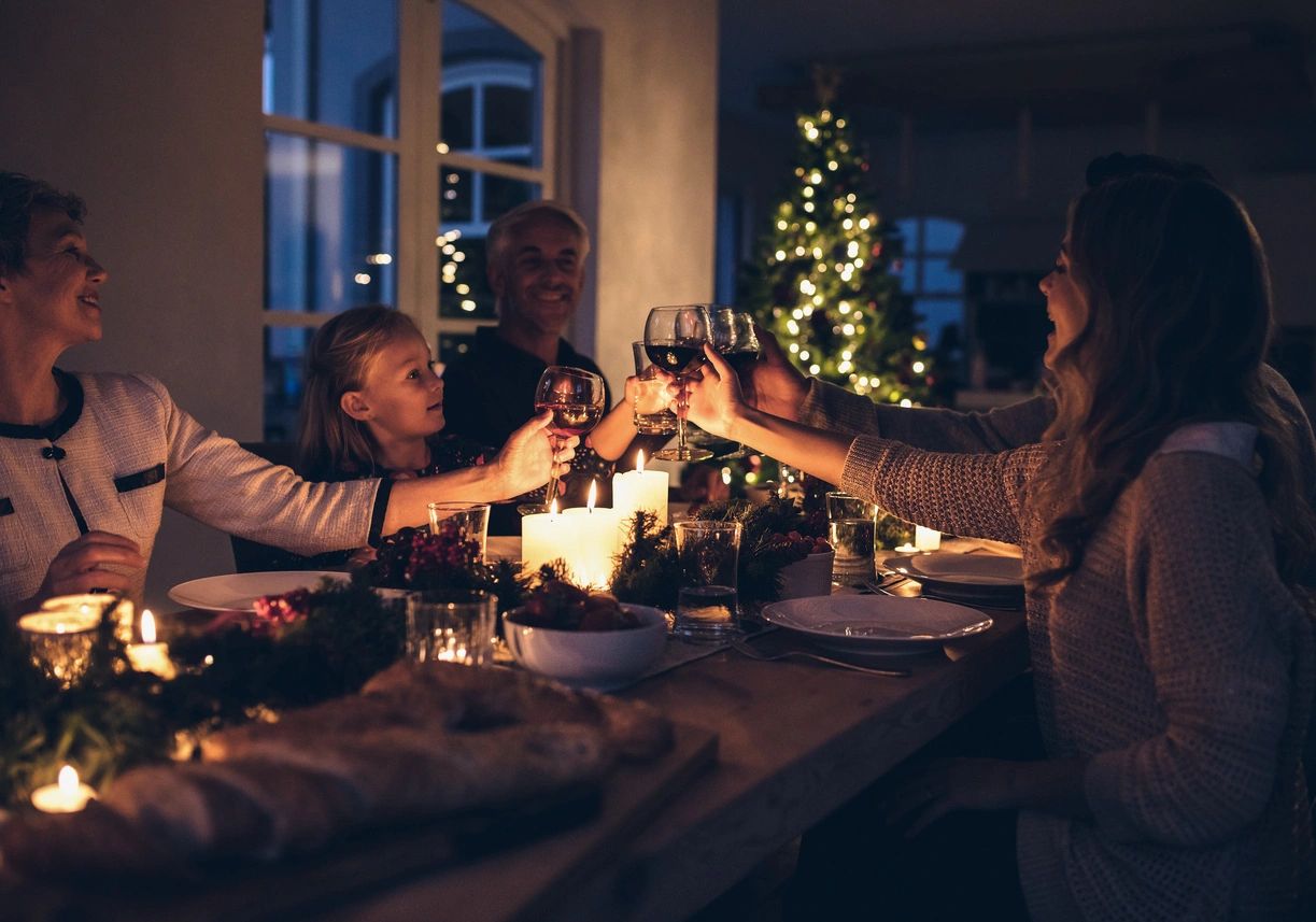 Christmas plumbing tips - dinner with family