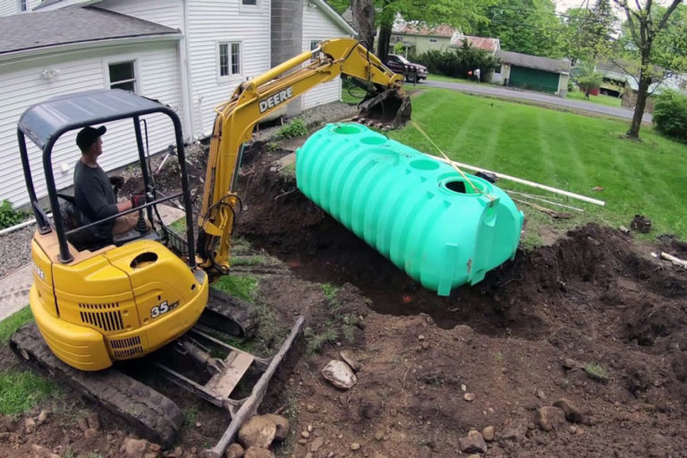 5 Types Of Septic Tanks (And Which Is Best For You!)￼