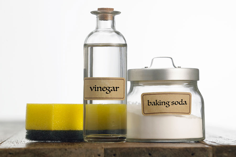 how to naturally unclog a drain - baking soda and vinegar
