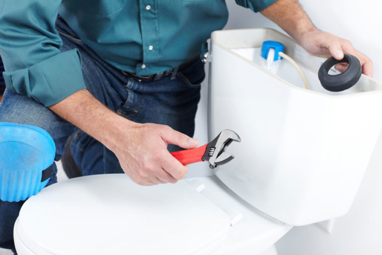 Adjusting a Toilet Flapper (So Easy, it’s Only 6 Steps!)