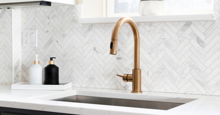 Tips On Choosing A New Faucet (With Checklist!)