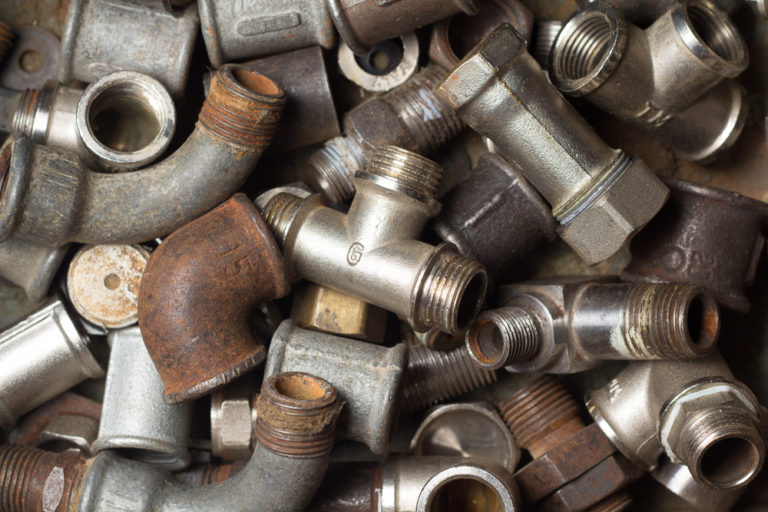 What Do You Know About Pipe Fittings? (Here are the 4 Types!)