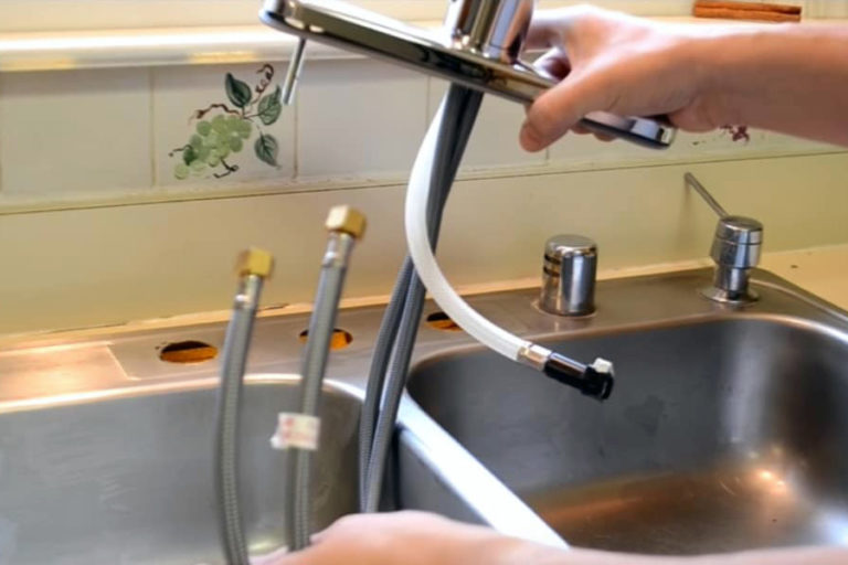 Sealing A Leaky Faucet Base Plate (Fix It Fast in 4 Steps or Less!)