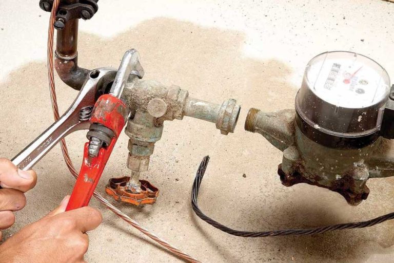 Is Your Main Water Shut Off Valve Not Working? Let’s Troubleshoot!