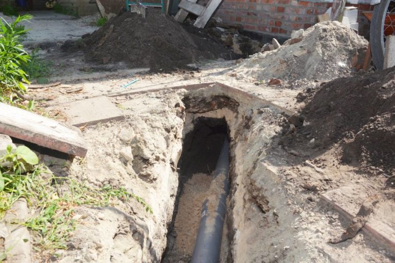Signs of a Sewer Line Issue 